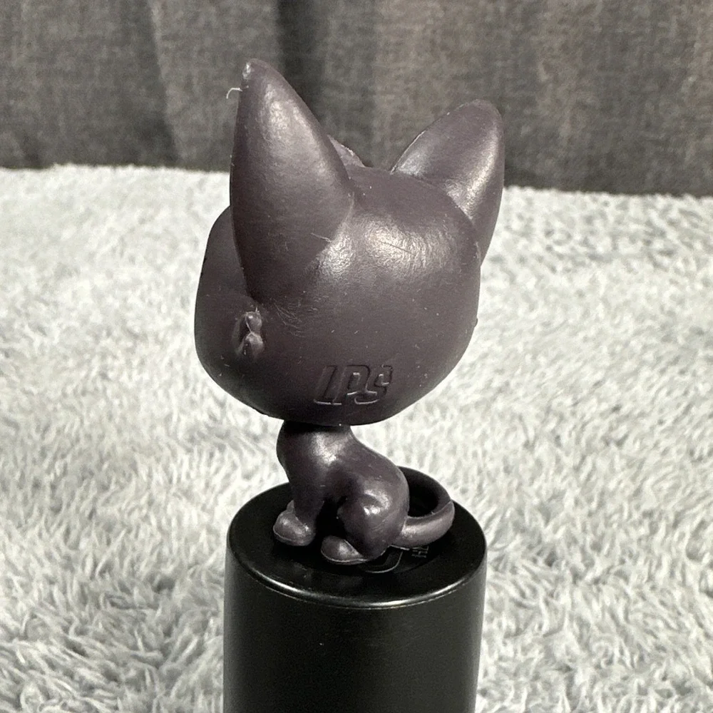 Littlest Pet Shop awesome figure